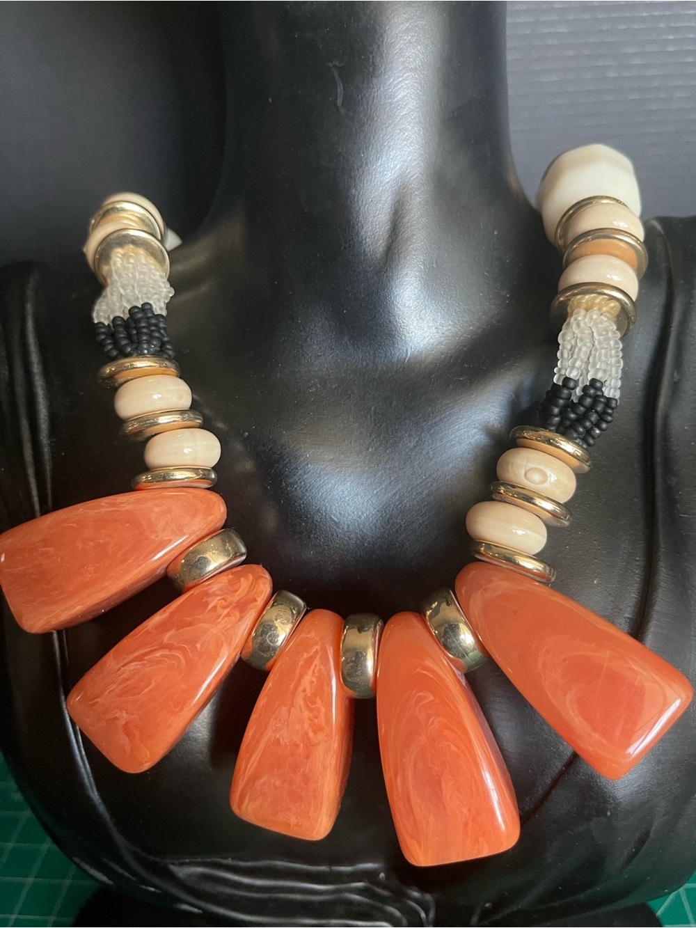 Anthropologie statement gold tone orange beaded necklace 34 inch